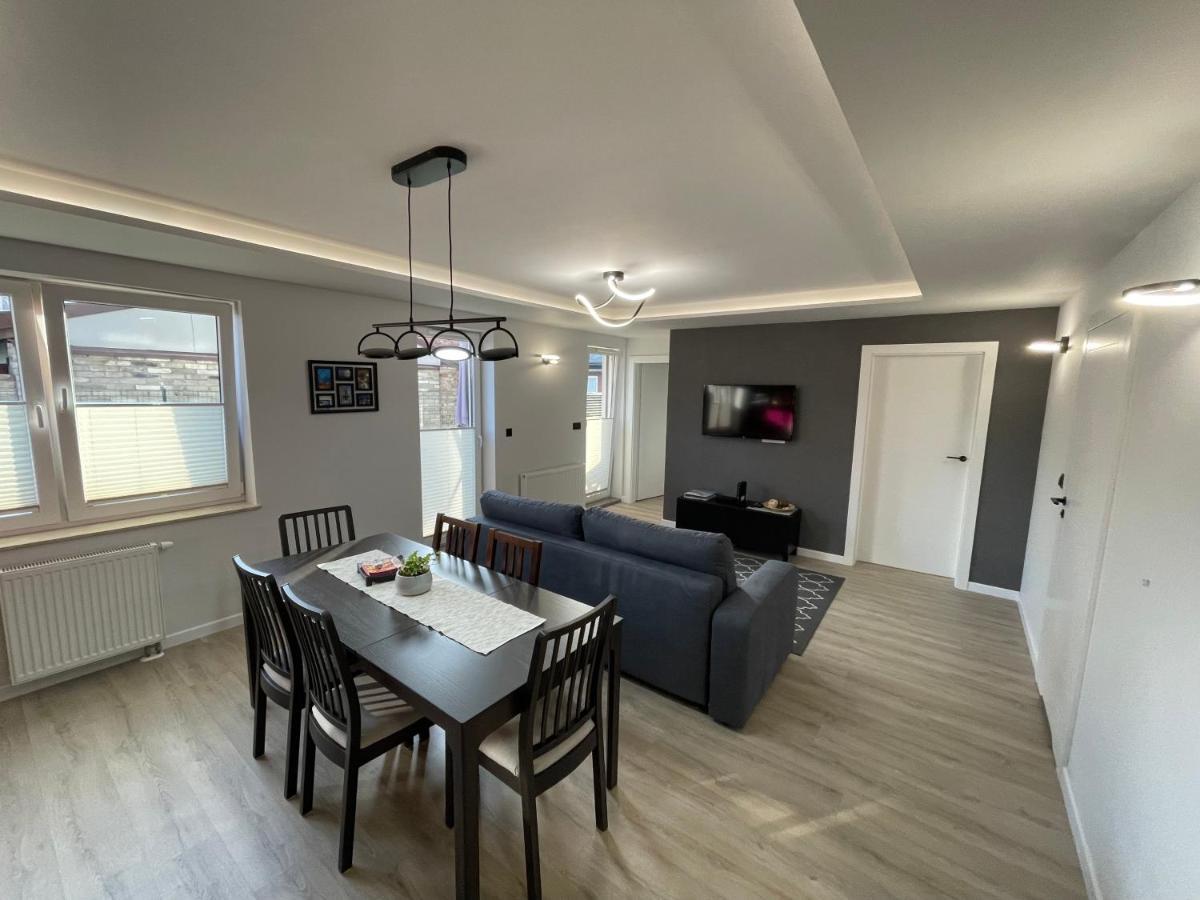 Apartamenty Rodzina Nad Morzem กดัญสก์ ภายนอก รูปภาพ